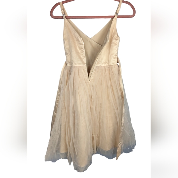 Girls Small 6/7 130 Champagne Cream Color Girls Dress Strap Chiffon Ballgown - Picture 4 of 6